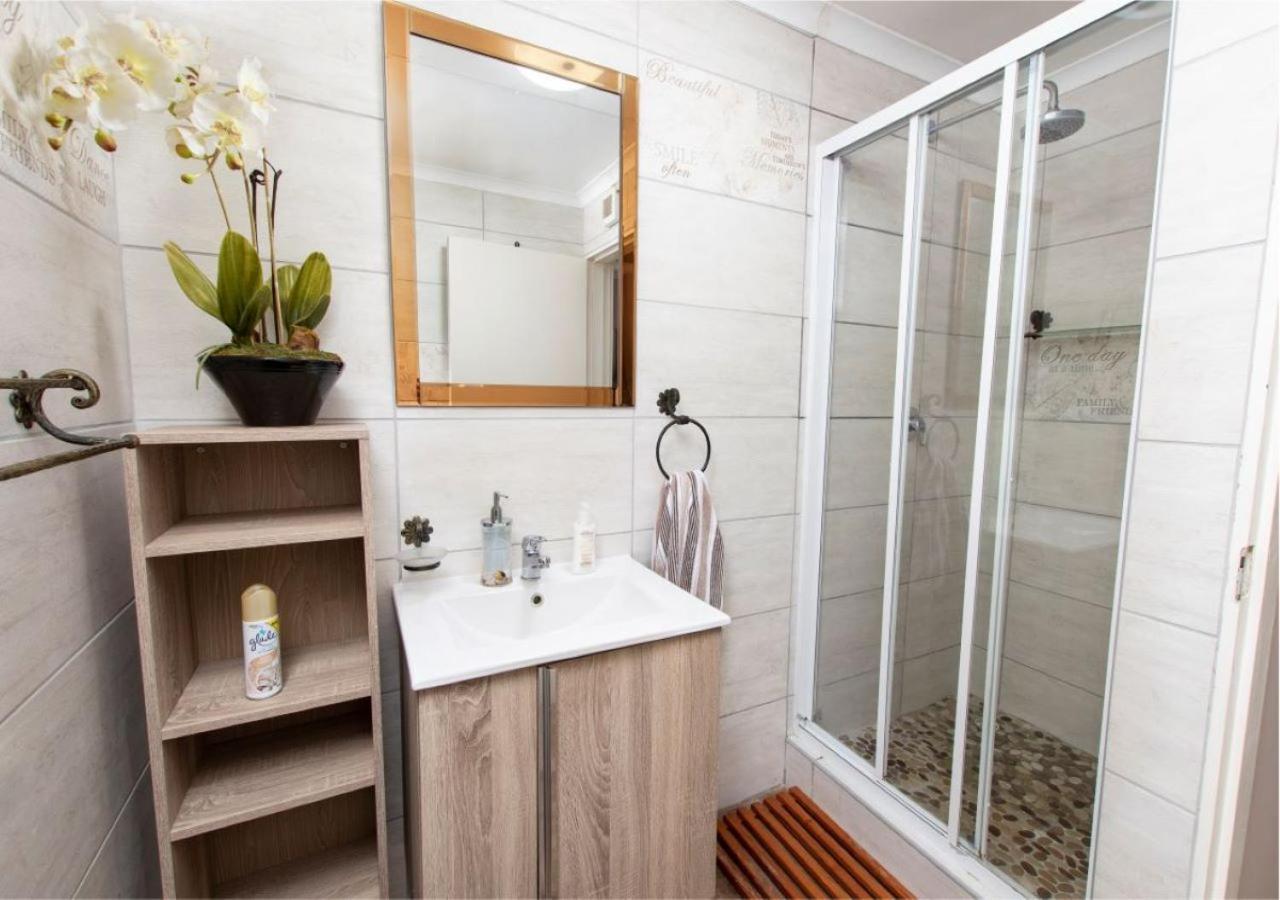 82 De Bakke Terrace Apartment Мозел Бей Екстериор снимка